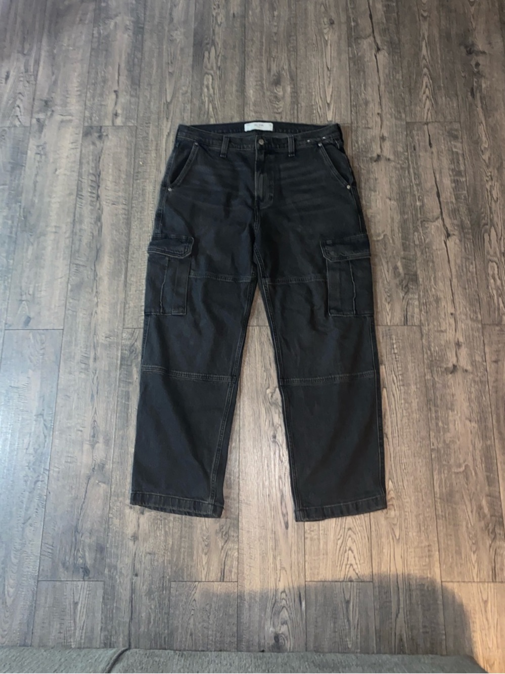 Hollister Black Men's Cargo Pants - Utility Style